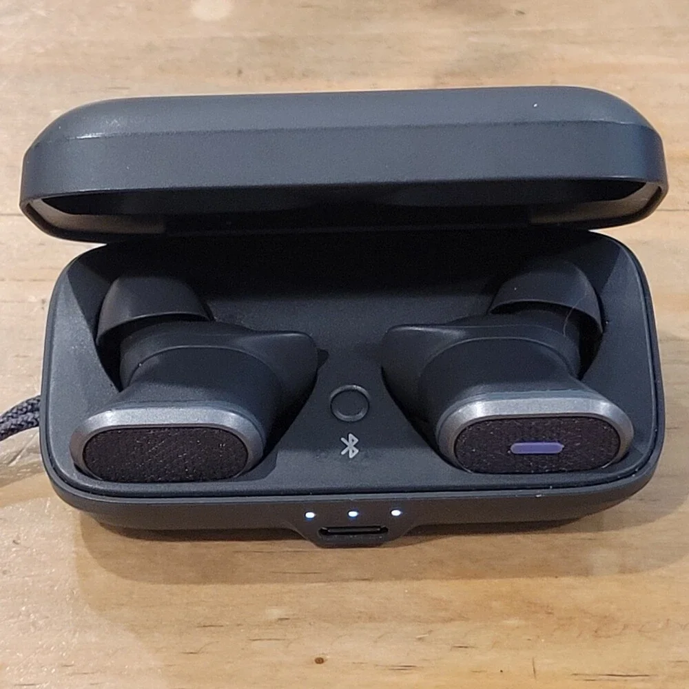 Logitech Zone True Wireless Earbuds Black Graphite ANC Bluetooth B00042 Case Onl